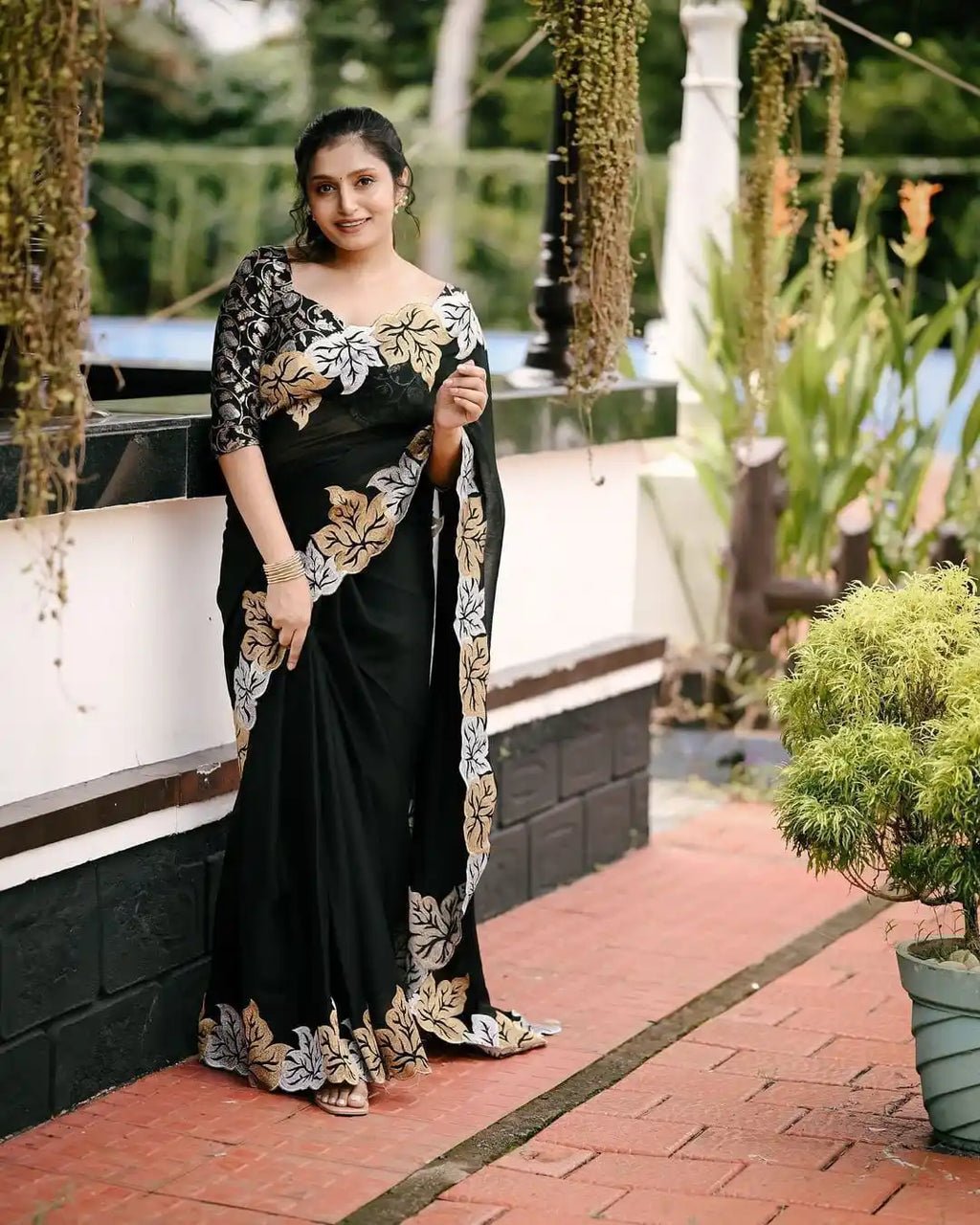Ak- 300 BLACK PAAN